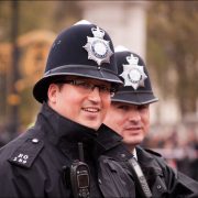 Полиция Лондона узнает, как бороться со скамом